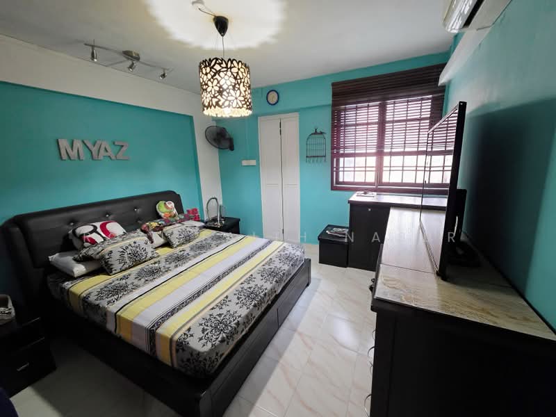 511 Bukit Batok Street 52, 511 Bukit Batok Street 52, 3 Bedrooms, 882 sqft, HDB Flat For Sale, by Rozi Faith Naser, 500161371 - Bedroom - PropertyGuru.com.sg
