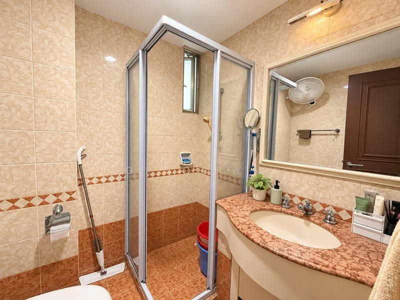 Kentish Green, 20 Oxford Road, Farrer Park / Serangoon Rd, 2 Bedrooms, 1,076 sqft, Condominium For Sale, by Gracelyn Lim, 500161377 - Bathroom - PropertyGuru.com.sg