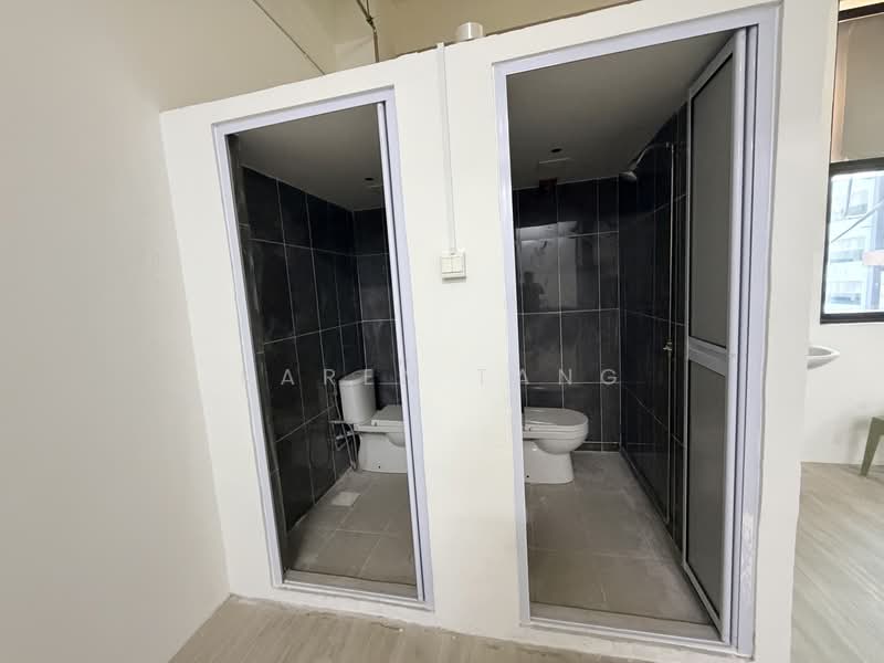 Kaki Bukit Industrial Estate, 2 Kaki Bukit Avenue 1, 600 sqft, Dormitory For Rent, by Karen Tang, 500161386 - Bathroom - CommercialGuru.com.sg