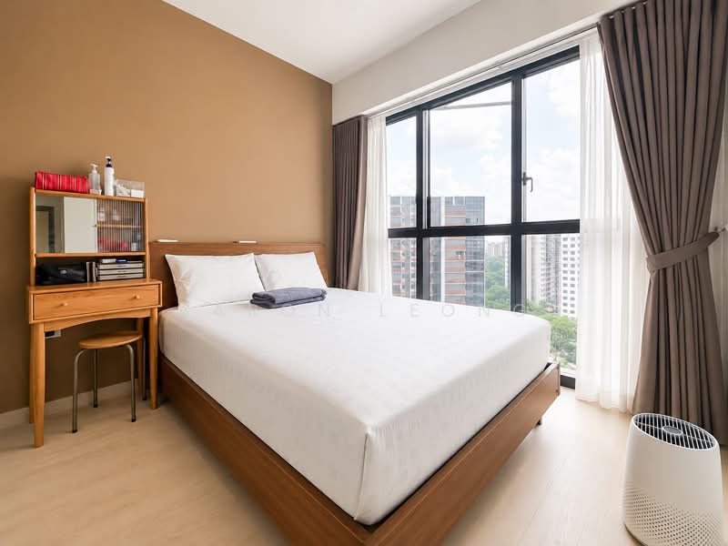 Riverfront Residences, 41 Hougang Avenue 7, 2 Bedrooms, 721 sqft, Condominium For Sale, by Aaron Leong, 500161392 - Bedroom - PropertyGuru.com.sg