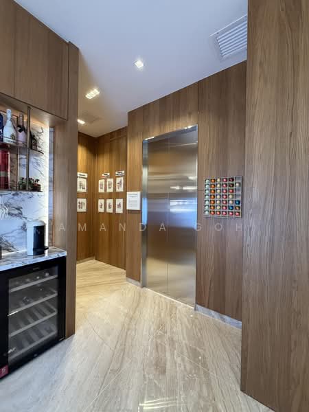 Verde Joo Chiat, 108 Joo Chiat Terrace, 3 Bedrooms, 947 sqft, Apartment For Sale, by Amanda Goh, 500161403 - Corridor - PropertyGuru.com.sg