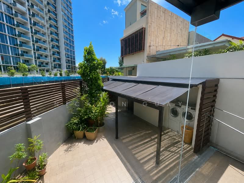 Move In Condition! Goodman, Poole, Wareham Road, , 7 Bedrooms, 8,000 sqft, Bungalow House For Sale, by Nickson Guay, 500161411 - Exterior - PropertyGuru.com.sg