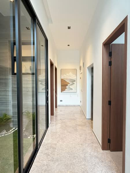 Zen @ 23 Jalan Sankam, 23 Jalan Sankam, Sembawang / Yishun, 5 Bedrooms, 4,834 sqft, Terraced House For Sale, by Jay Lee, 500161417 - Corridor - PropertyGuru.com.sg