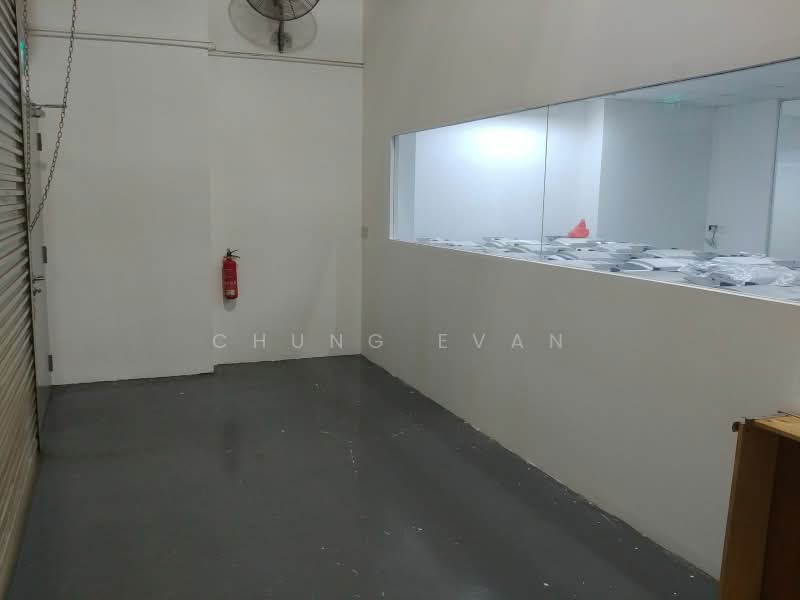 Pioneer Point, 5 Soon Lee Street, 969 sqft, Factory / Workshop (B2) For Rent, by Chung Evan, 500161425 - Interior - CommercialGuru.com.sg