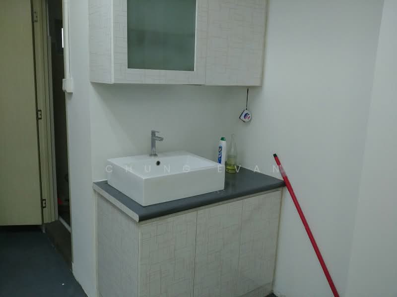 Pioneer Point, 5 Soon Lee Street, 969 sqft, Factory / Workshop (B2) For Rent, by Chung Evan, 500161425 - Interior - CommercialGuru.com.sg