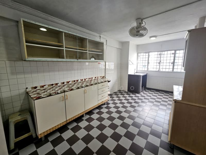 441 Ang Mo Kio Avenue 10, 441 Ang Mo Kio Avenue 10, 2 Bedrooms, 721 sqft, HDB Flat For Sale, by Jeremy Goh, 500161437 - Kitchen - PropertyGuru.com.sg