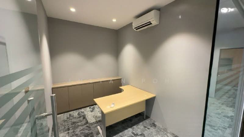 Enterprise One, 1 Kaki Bukit Road 1, 2,250 sqft, Factory / Workshop (B2) For Sale, by Julian Poh, 500161438 - Interior - CommercialGuru.com.sg
