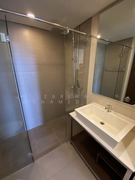 The Sail @ Marina Bay, 2 Marina Boulevard, 1 Bedroom, 657 sqft, Condominium For Rent, by Zarina Mohamed Ali, 500161442 - Bathroom - PropertyGuru.com.sg