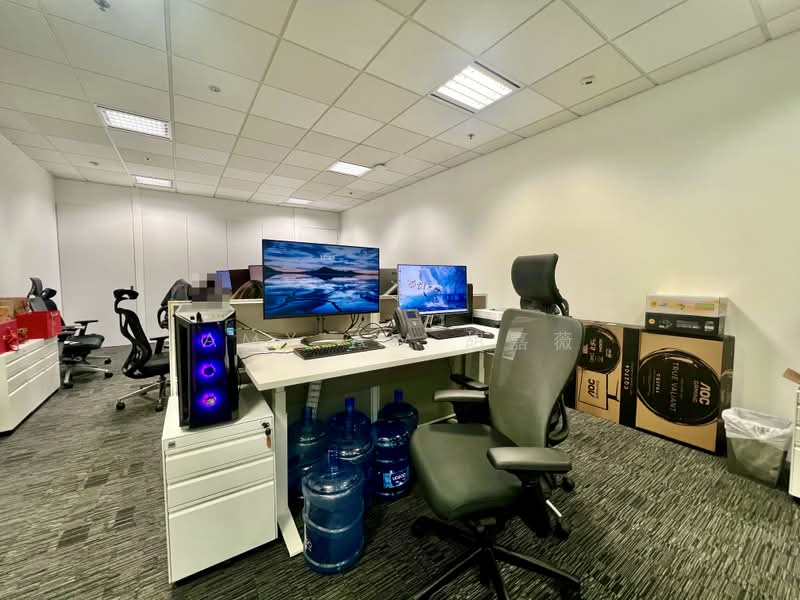 RAFFLES PLACE | Fitted Office | Fully Sheltered to MRT Station |, Raffles Place MRT, 1,367 sqft, Office For Rent, by Amy Aw 胡嘉薇, 500161451 - CommercialGuru.com.sg