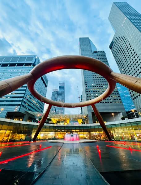 Suntec City Tower, 6 Temasek Boulevard, 2,422 sqft, Office For Rent, by Allan Zheng  鄭黎, 500161454 - Exterior - CommercialGuru.com.sg