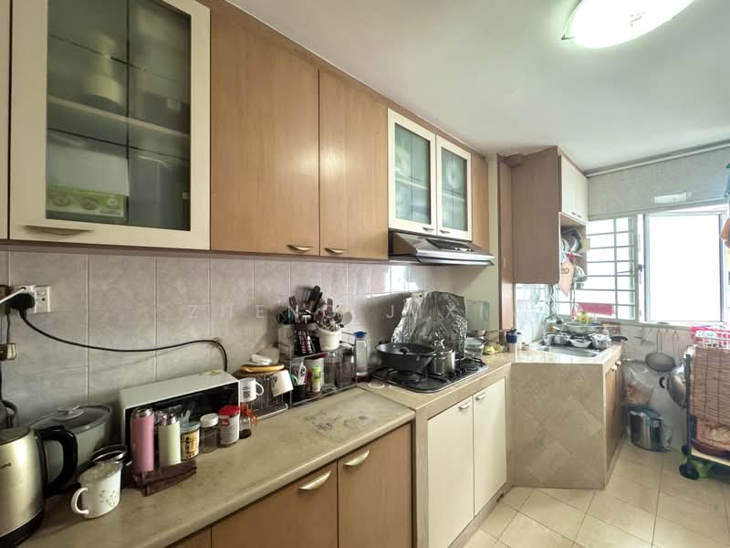 105 Bishan Street 12, 105 Bishan Street 12, 3 Bedrooms, 1,119 sqft, HDB Flat For Sale, by Zheng Jixin, 500161485 - Kitchen - PropertyGuru.com.sg