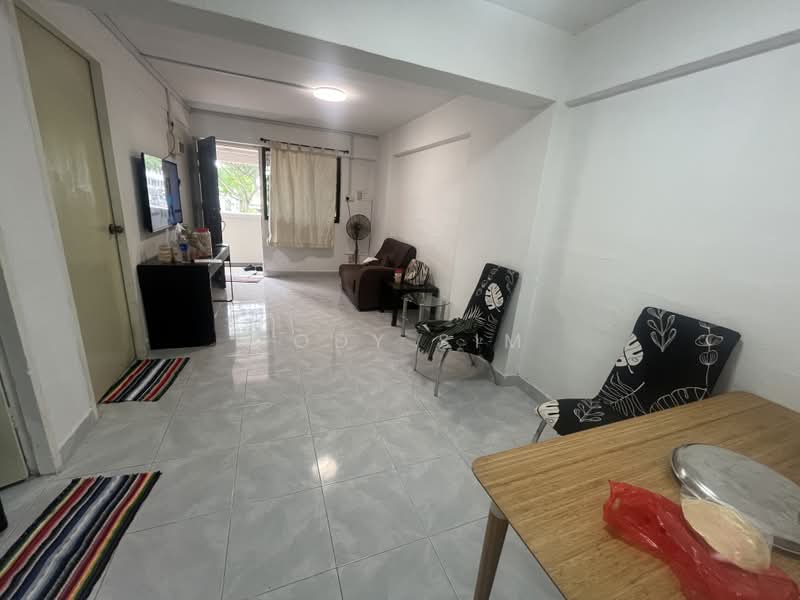 203 Toa Payoh North, 203 Toa Payoh North, 3 Bedrooms, 700 sqft, HDB Flat For Rent, by Cody Sim, 500161487 - Living Room - PropertyGuru.com.sg