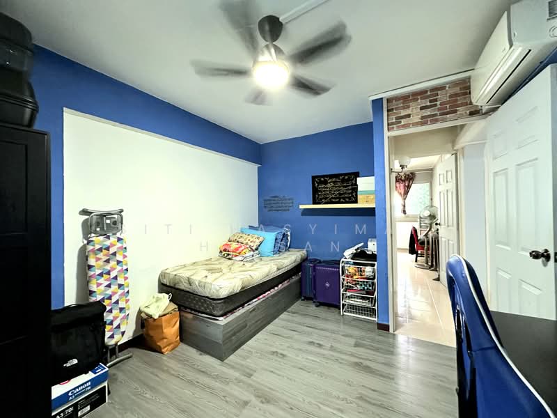 336 Ubi Avenue 1, 336 Ubi Avenue 1, 3 Bedrooms, 893 sqft, HDB Flat For Sale, by Siti Hasyimah Hassan, 500161493 - Bedroom - PropertyGuru.com.sg