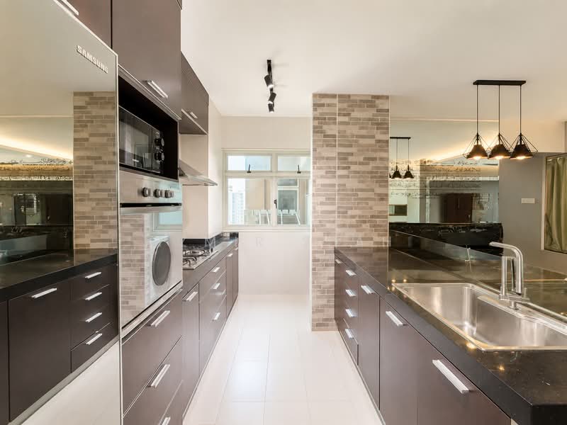 647 Punggol Central, 647 Punggol Central, 3 Bedrooms, 968 sqft, HDB Flat For Sale, by Izmir Shah, 500161494 - Kitchen - PropertyGuru.com.sg