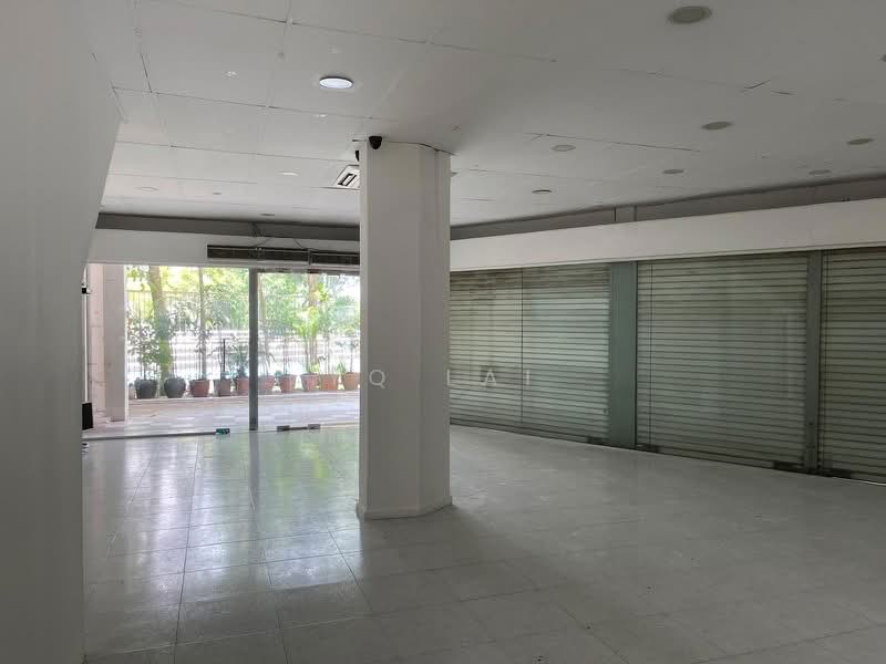 Jurong East HDB Shophouse, , 1,800 sqft, Shop / Shophouse For Sale, by YQ Lai, 500161499 - CommercialGuru.com.sg