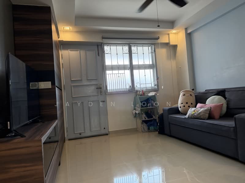 4 Bedok South Avenue 1, 4 Bedok South Avenue 1, 2 Bedrooms, 699 sqft, HDB Flat For Sale, by Jayden Loong, 500161505 - Living Room - PropertyGuru.com.sg