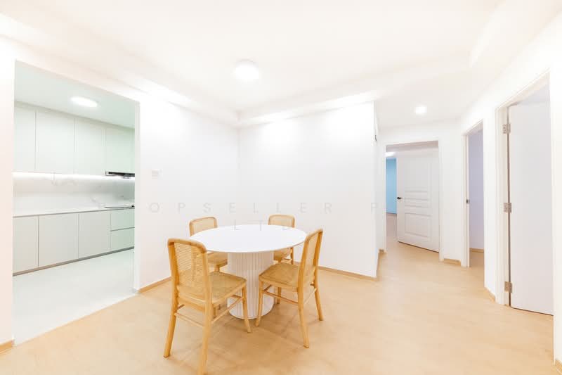 476 Segar Road, 476 Segar Road, 3 Bedrooms, 1,184 sqft, HDB Flat For Sale, by KOH YONG JIAN, 500161508 - Kitchen - PropertyGuru.com.sg