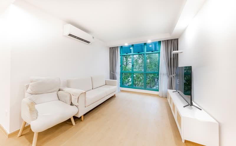476 Segar Road, 476 Segar Road, 3 Bedrooms, 1,184 sqft, HDB Flat For Sale, by KOH YONG JIAN, 500161508 - Living Room - PropertyGuru.com.sg
