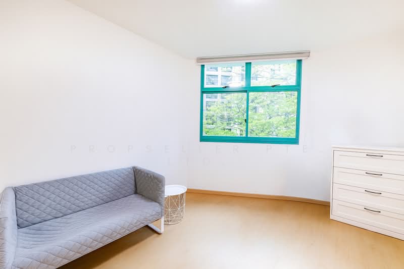 476 Segar Road, 476 Segar Road, 3 Bedrooms, 1,184 sqft, HDB Flat For Sale, by KOH YONG JIAN, 500161508 - Living Room - PropertyGuru.com.sg