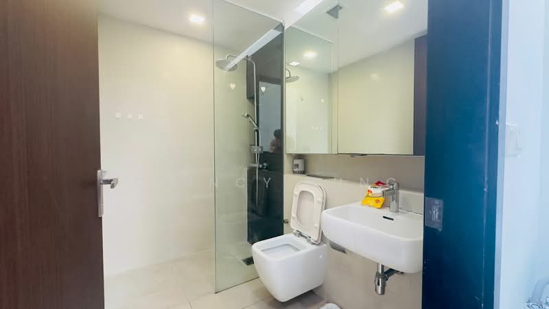 Grandview Suites @ Geylang, 1 Geylang Lorong 22, Studio, 500 sqft, Condominium For Rent, by Quincy Sung, 500161510 - Bathroom - PropertyGuru.com.sg