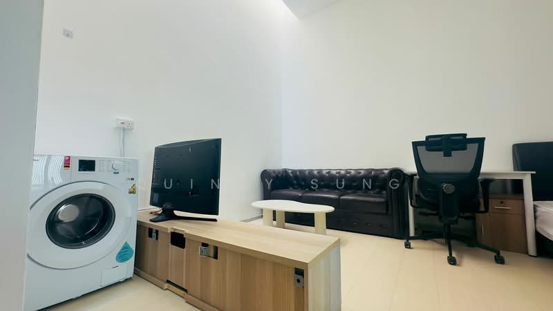 Grandview Suites @ Geylang, 1 Geylang Lorong 22, Studio, 500 sqft, Condominium For Rent, by Quincy Sung, 500161510 - Living Room - PropertyGuru.com.sg