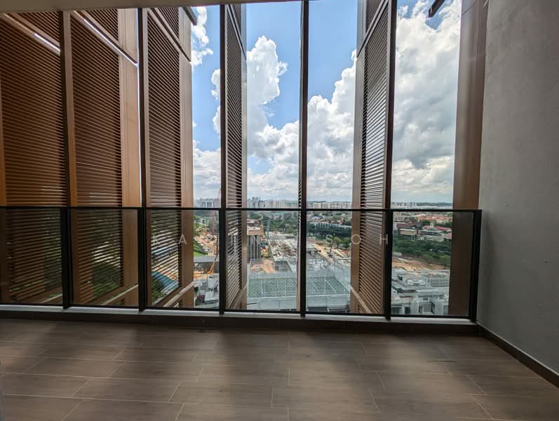Midwood, 8 Hillview Rise, 3 Bedrooms, 990 sqft, Condominium For Sale, by Karina Soh, 500161518 - Balcony - PropertyGuru.com.sg
