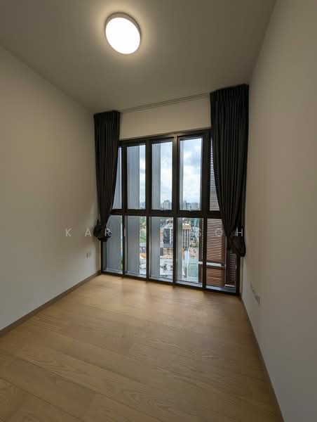 Midwood, 8 Hillview Rise, 3 Bedrooms, 990 sqft, Condominium For Sale, by Karina Soh, 500161518 - Bedroom 2 - PropertyGuru.com.sg