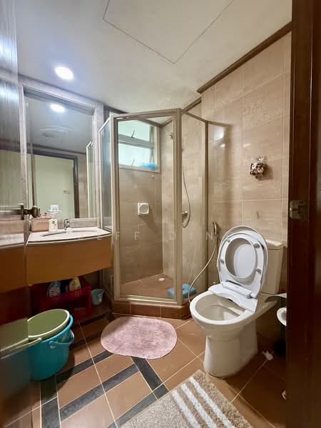 Trellis Towers, 700 Toa Payoh Lorong 1, 3 Bedrooms, 1,163 sqft, Condominium For Rent, by Jeff Ding, 500161519 - Bathroom - PropertyGuru.com.sg