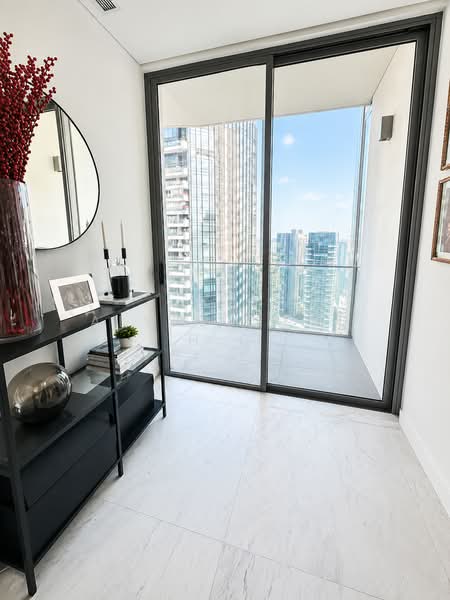 Rare High-Floor 3BR Luxurious Freehold Condominium With Private Lift Near Orchard (District 10), , 3 Bedrooms, 2,034 sqft, Condominium For Sale, by Alvin Choo H.C, 500161520 - Balcony - PropertyGuru.com.sg