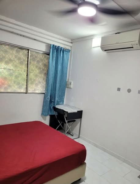 835 Woodlands Street 83, 835 Woodlands Street 83, 2 Bedrooms, 680 sqft, HDB Flat For Rent, by Aloisa Lua (嘉嘉), 500161521 - Bedroom - PropertyGuru.com.sg