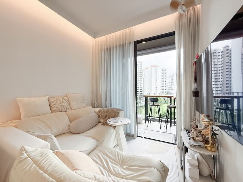 The Garden Residences, 1 Serangoon North View, 2 Bedrooms, 614 sqft, Condominium For Sale, by Alexis Quek, 500161530 - Living Room - PropertyGuru.com.sg