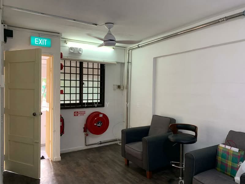 247 Hougang Avenue 3, , 657 sqft, Shop / Shophouse For Rent, by Ivy Yeo, 500161535 - Entrance - CommercialGuru.com.sg