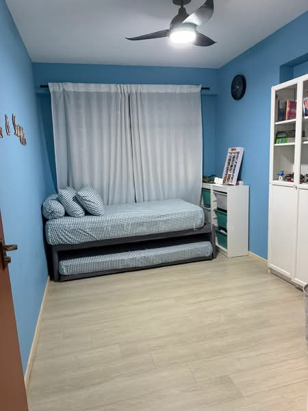 547A Segar Road, 547A Segar Road, 3 Bedrooms, 990 sqft, HDB Flat For Sale, by Dennis Lim, 500161547 - Bedroom - PropertyGuru.com.sg