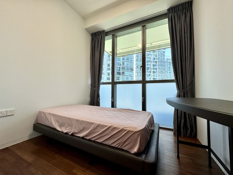 Amber Park, 18A Amber Gardens, 2 Bedrooms, 699 sqft, Condominium For Sale, by Li Rong Teh, 500161570 - Bedroom - PropertyGuru.com.sg
