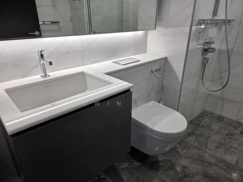 Midtown Bay, 122 Beach Road, 1 Bedroom, 452 sqft, Condominium For Rent, by Edwin Yap, 500161574 - Bathroom - PropertyGuru.com.sg