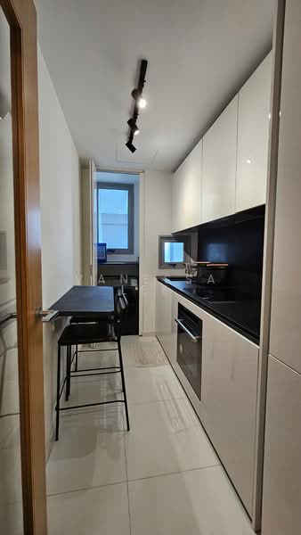 26 Newton, 26 Newton Road Singapore, 2 Bedrooms, 775 sqft, Condominium For Sale, by Vanessa Lee, 500161580 - Kitchen - PropertyGuru.com.sg