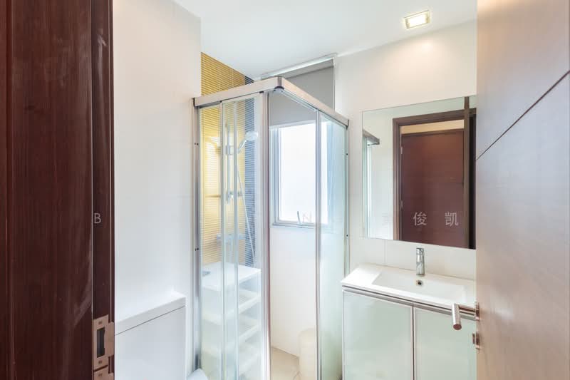 Fruition, 3 Mangis Road, 2 Bedrooms, 743 sqft, Condominium For Sale, by Bernard Ng 黄俊凯, 500161604 - Bathroom - PropertyGuru.com.sg