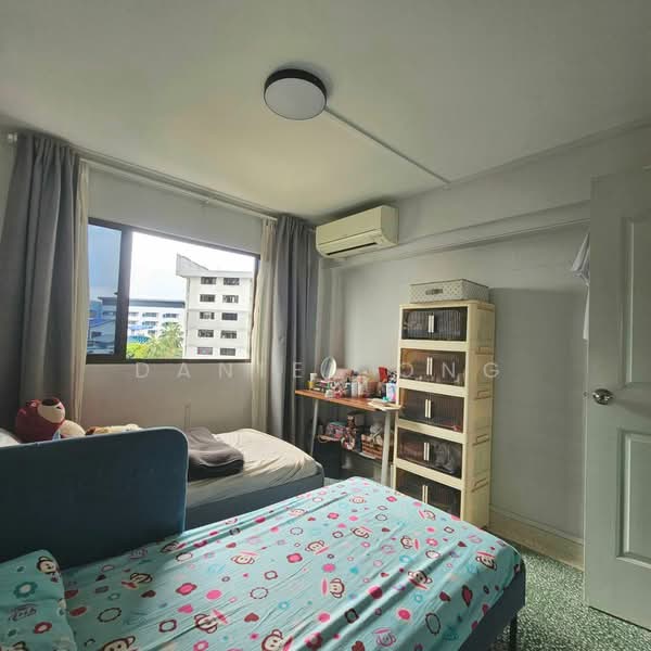 34 Marine Crescent, 34 Marine Crescent, 2 Bedrooms, 883 sqft, HDB Flat For Sale, by Daniel Ong, 500161607 - Bedroom - PropertyGuru.com.sg