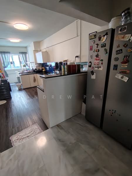 161 Tampines Street 12, 161 Tampines Street 12, 2 Bedrooms, 797 sqft, HDB Flat For Rent, by Andrew Pat, 500161622 - Kitchen - PropertyGuru.com.sg