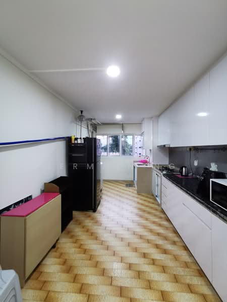 571 Cheng San Court, 571 Ang Mo Kio Avenue 3, 2 Bedrooms, 721 sqft, HDB Flat For Sale, by Jermain Ng, 500161629 - Kitchen - PropertyGuru.com.sg