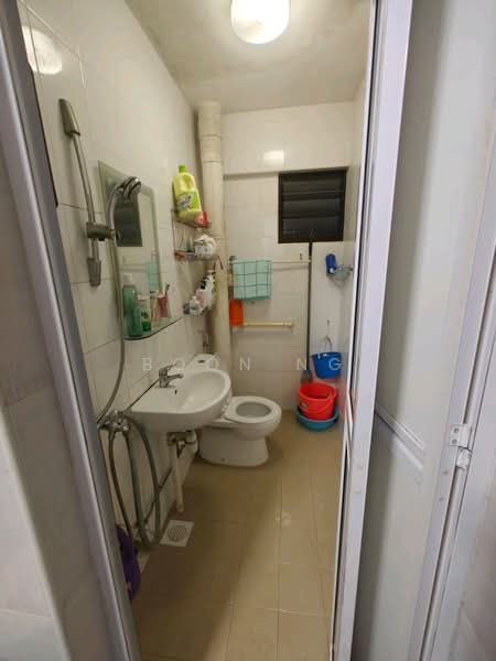 647 Yishun Street 61, 647 Yishun Street 61, 3 Bedrooms, 947 sqft, HDB Flat For Sale, by Boon Ng, 500161634 - PropertyGuru.com.sg