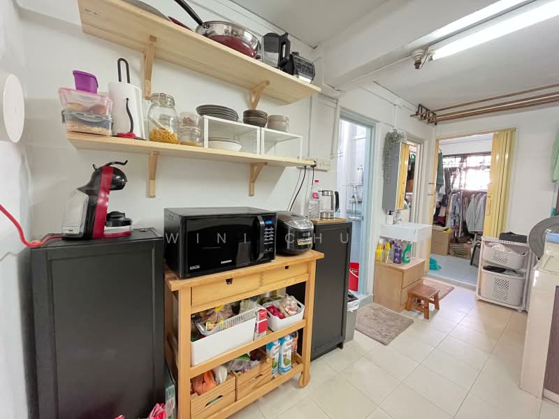 41 Sims Drive, 41 Sims Drive, 2 Bedrooms, 710 sqft, HDB Flat For Rent, by Wini Chua, 500161642 - Kitchen - PropertyGuru.com.sg