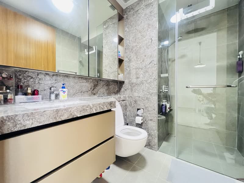 Stirling Residences, 21 Stirling Road, 2 Bedrooms, 657 sqft, Condominium For Rent, by Jason Chen 陈野文, 500161644 - Bathroom - PropertyGuru.com.sg
