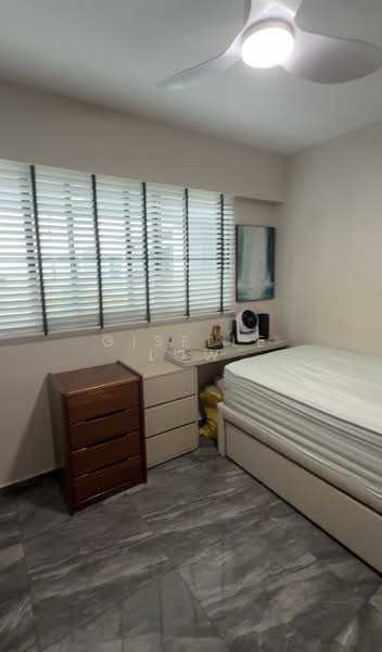 167 Bedok South Avenue 3, 167 Bedok South Avenue 3, 4 Bedrooms, 1,572 sqft, HDB Flat For Sale, by Giselle Low, 500161652 - bedroom 1 - PropertyGuru.com.sg