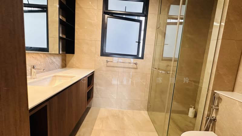 Whistler Grand, 107 West Coast Vale, 4 Bedrooms, 1,281 sqft, Condominium For Sale, by Grace Tan 陈丽玲, 500161659 - Bathroom - PropertyGuru.com.sg