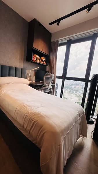 Whistler Grand, 107 West Coast Vale, 4 Bedrooms, 1,281 sqft, Condominium For Sale, by Grace Tan 陈丽玲, 500161659 - Bedroom - PropertyGuru.com.sg