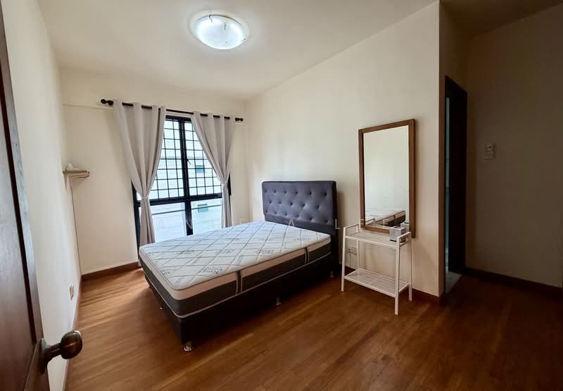Simei Green Condominium, 3 Simei Street 4, 3 Bedrooms, 1,377 sqft, Condominium For Rent, by Angela Lee, 500161660 - Master Bedroom - PropertyGuru.com.sg