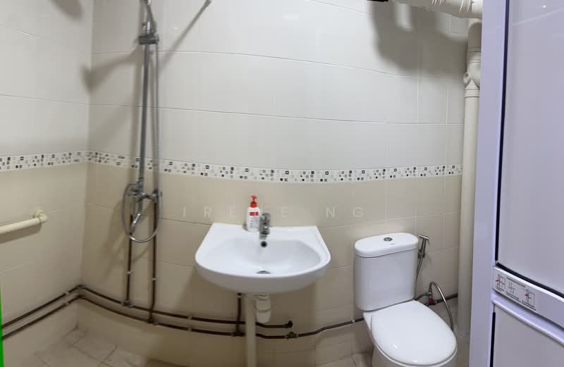117 Bishan Street 12, 117 Bishan Street 12, 3 Bedrooms, 1,302 sqft, HDB Flat For Rent, by Irene NG, 500161662 - Bathroom - PropertyGuru.com.sg