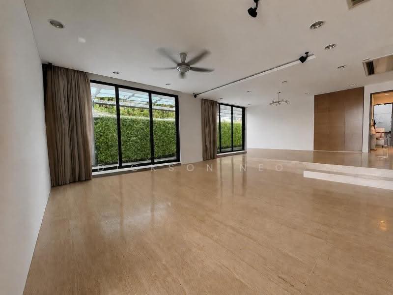 ⭐️Well Renovated⭐️Coronation⭐️1km NYPS RGPS⭐️Near TKK MRT⭐️豪华典雅有地住宅⭐️Dickson☎️94.88.40.80⭐️, Coronation Duchess Princess of Wales Coronation Jalan Ampang Bin Tong Park King’s Duke Jalan Siantuan Kingsmead, 5 Bedrooms, 2,239 sqft, Semi-Detached House For Sale, by Dickson Neo, 500161664 - Living Room - PropertyGuru.com.sg