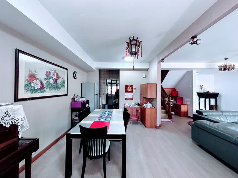 Nim Gardens, 71 Nim Road, 3 Bedrooms, 2,174 sqft, Condominium For Sale, by Vincent Wong 黄道平, 500161675 - Dining Room - PropertyGuru.com.sg